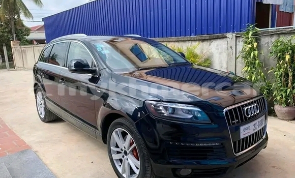 Buy Used Audi Q7 Black Car in Kratié in Kratié Province Buy Used Audi Q7 Black Car in Kratié in Kratié Province