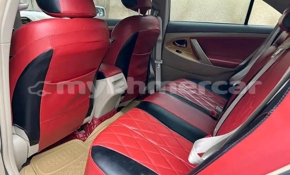 Buy Used Toyota Camry White Car in Koulen in Preah Vihear Province Buy Used Toyota Camry White Car in Koulen in Preah Vihear Province