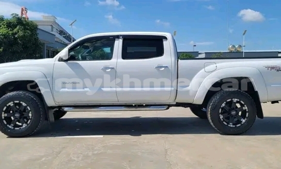 ទិញ បានប្រើ Toyota Tacoma White ឡាន} ក្នុង Moung Ruessei ក្នុង Battambang Province ទិញ បានប្រើ Toyota Tacoma White ឡាន} ក្នុង Moung Ruessei ក្នុង Battambang Province