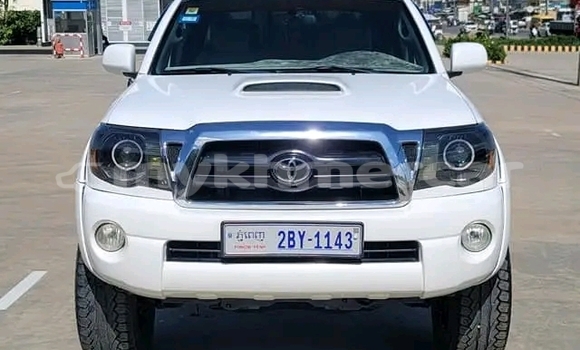 ទិញ បានប្រើ Toyota Tacoma White ឡាន} ក្នុង Moung Ruessei ក្នុង Battambang Province ទិញ បានប្រើ Toyota Tacoma White ឡាន} ក្នុង Moung Ruessei ក្នុង Battambang Province