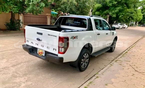 ទិញ បានប្រើ GMC Sonoma White ឡាន} ក្នុង Kep ក្នុង Kep Province ទិញ បានប្រើ GMC Sonoma White ឡាន} ក្នុង Kep ក្នុង Kep Province