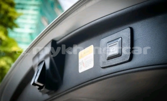 Buy Used Subaru Forester White Car in Cheom Ksan in Preah Vihear Province Buy Used Subaru Forester White Car in Cheom Ksan in Preah Vihear Province