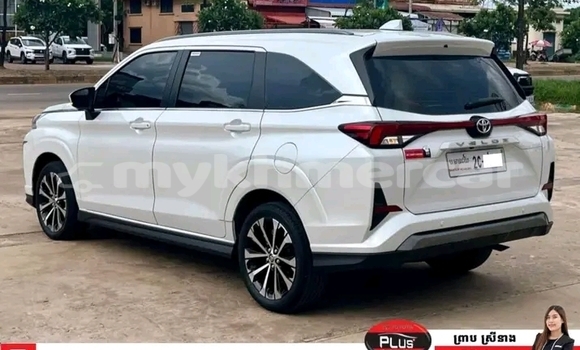 Buy Used Toyota Voltz White Car in Cheom Ksan in Preah Vihear Province Buy Used Toyota Voltz White Car in Cheom Ksan in Preah Vihear Province