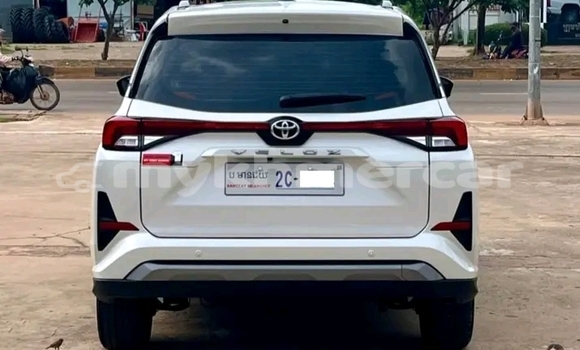 Buy Used Toyota Voltz White Car in Cheom Ksan in Preah Vihear Province Buy Used Toyota Voltz White Car in Cheom Ksan in Preah Vihear Province