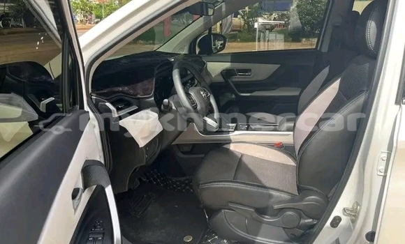 Buy Used Toyota Voltz White Car in Cheom Ksan in Preah Vihear Province Buy Used Toyota Voltz White Car in Cheom Ksan in Preah Vihear Province