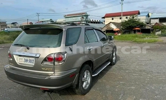 Acheter Occasion Voiture Lexus RX 330 Autre à Cheom Ksan, Preah Vihear Province Acheter Occasion Voiture Lexus RX 330 Autre à Cheom Ksan, Preah Vihear Province