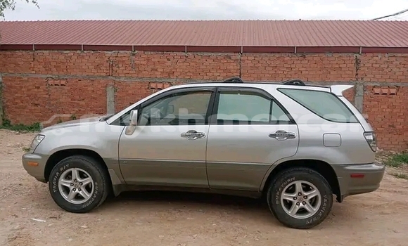 Acheter Occasion Voiture Kia Carnival Autre à Cheom Ksan, Preah Vihear Province Acheter Occasion Voiture Kia Carnival Autre à Cheom Ksan, Preah Vihear Province