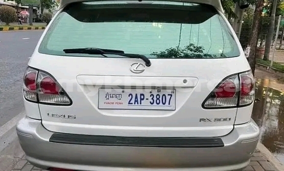 Acheter Occasion Voiture Lexus RX 330 Autre à Cheom Ksan, Preah Vihear Province Acheter Occasion Voiture Lexus RX 330 Autre à Cheom Ksan, Preah Vihear Province