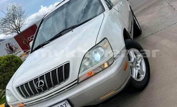 Acheter Occasion Voiture Lexus RX 330 Autre à Cheom Ksan, Preah Vihear Province Acheter Occasion Voiture Lexus RX 330 Autre à Cheom Ksan, Preah Vihear Province