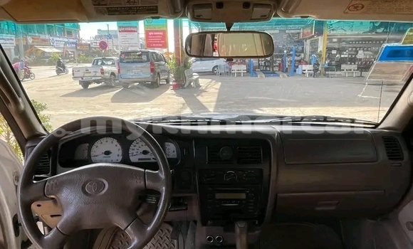 Acheter Occasion Voiture Toyota Tacoma Blanc à Kampot, Kampot Province Acheter Occasion Voiture Toyota Tacoma Blanc à Kampot, Kampot Province