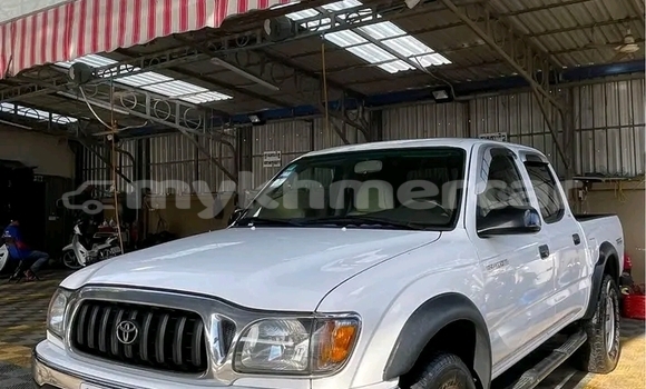 Acheter Occasion Voiture Toyota Tacoma Blanc à Kampot, Kampot Province Acheter Occasion Voiture Toyota Tacoma Blanc à Kampot, Kampot Province