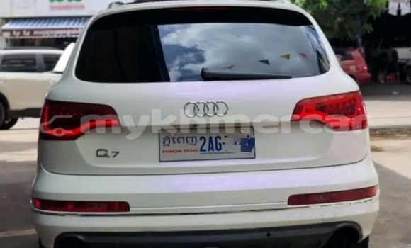 Acheter Occasion Voiture Audi Q7 Blanc à Cheom Ksan, Preah Vihear Province Acheter Occasion Voiture Audi Q7 Blanc à Cheom Ksan, Preah Vihear Province