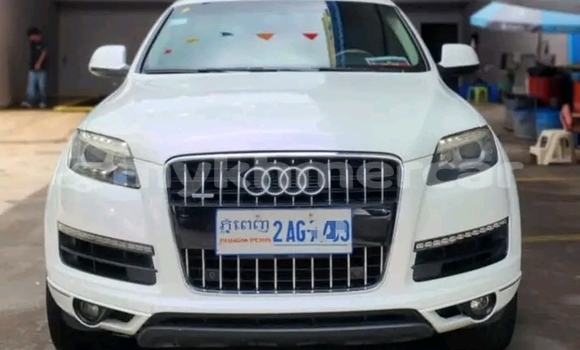 Acheter Occasion Voiture Audi Q7 Blanc à Cheom Ksan, Preah Vihear Province Acheter Occasion Voiture Audi Q7 Blanc à Cheom Ksan, Preah Vihear Province