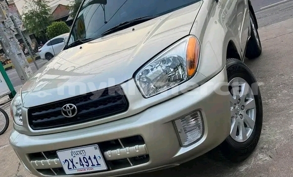 Acheter Occasion Voiture Toyota RAV4 Autre à Cheom Ksan, Preah Vihear Province Acheter Occasion Voiture Toyota RAV4 Autre à Cheom Ksan, Preah Vihear Province