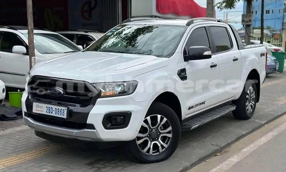 Acheter Occasion Voiture Range Rover Range Rover Blanc à Cheom Ksan, Preah Vihear Province Acheter Occasion Voiture Range Rover Range Rover Blanc à Cheom Ksan, Preah Vihear Province