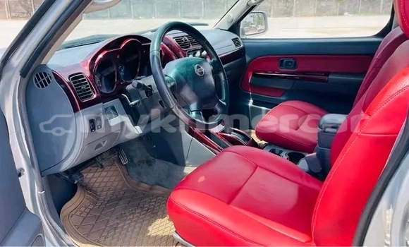 Acheter Occasion Voiture Toyota Fortuner Blanc à Cheom Ksan, Preah Vihear Province Acheter Occasion Voiture Toyota Fortuner Blanc à Cheom Ksan, Preah Vihear Province