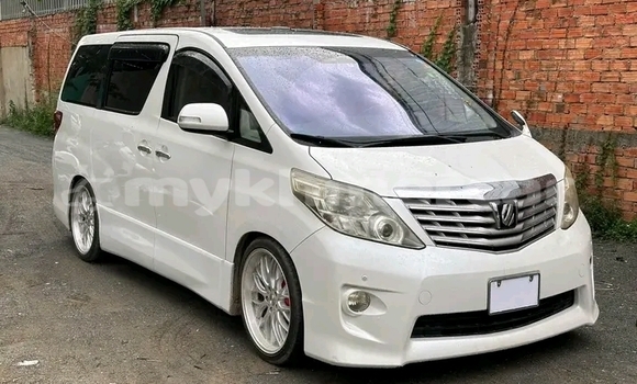 Acheter Occasion Voiture Toyota Alphard Blanc à Cheom Ksan, Preah Vihear Province Acheter Occasion Voiture Toyota Alphard Blanc à Cheom Ksan, Preah Vihear Province