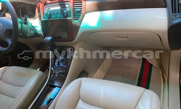 Buy Used Toyota Highlander Other Car in Cheom Ksan in Preah Vihear Province Buy Used Toyota Highlander Other Car in Cheom Ksan in Preah Vihear Province