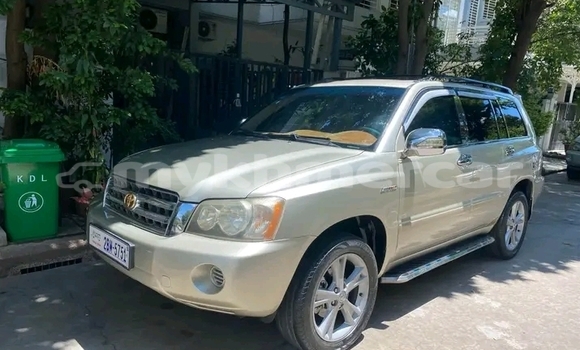 Buy Used Toyota Highlander Other Car in Cheom Ksan in Preah Vihear Province Buy Used Toyota Highlander Other Car in Cheom Ksan in Preah Vihear Province
