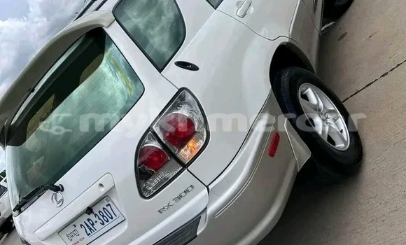 Buy Used Lexus RX 330 White Car in Cheom Ksan in Preah Vihear Province Buy Used Lexus RX 330 White Car in Cheom Ksan in Preah Vihear Province