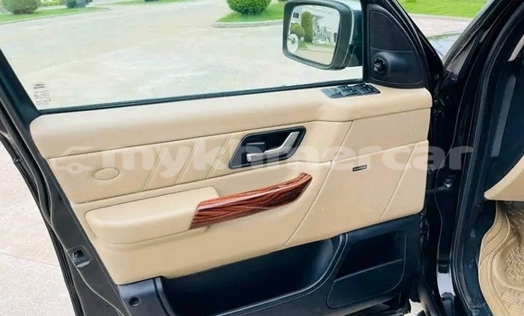 Buy Used Range Rover Range Rover Black Car in Cheom Ksan in Preah Vihear Province Buy Used Range Rover Range Rover Black Car in Cheom Ksan in Preah Vihear Province