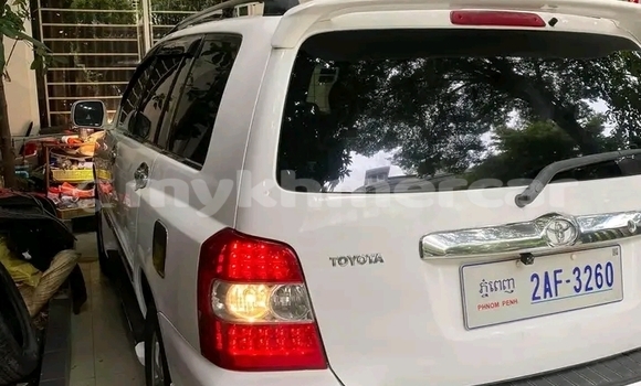 Buy Used Toyota Highlander Other Car in Cheom Ksan in Preah Vihear Province Buy Used Toyota Highlander Other Car in Cheom Ksan in Preah Vihear Province