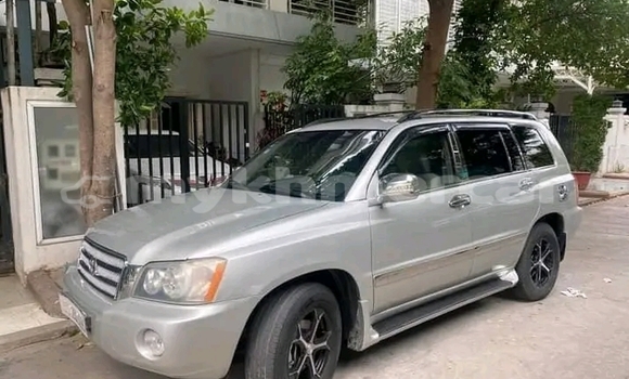 Buy Used Toyota Highlander Other Car in Mongkol Borey in Banteay Meanchey Province Buy Used Toyota Highlander Other Car in Mongkol Borey in Banteay Meanchey Province