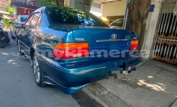 Acheter Occasion Voiture Toyota Corolla Autre à Cheom Ksan, Preah Vihear Province Acheter Occasion Voiture Toyota Corolla Autre à Cheom Ksan, Preah Vihear Province