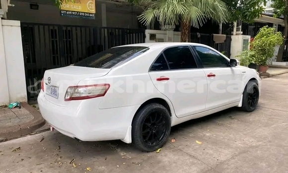 Acheter Occasion Voiture Toyota Camry Blanc à Cheom Ksan, Preah Vihear Province Acheter Occasion Voiture Toyota Camry Blanc à Cheom Ksan, Preah Vihear Province