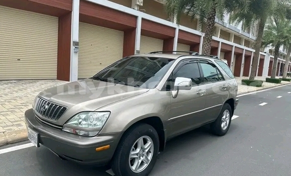 Acheter Occasion Voiture Lexus RX 300 Autre à Phanomsok, Oddar Meanchey Province Acheter Occasion Voiture Lexus RX 300 Autre à Phanomsok, Oddar Meanchey Province