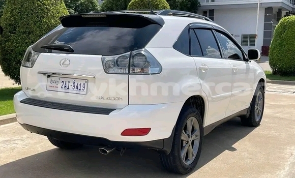 Acheter Occasion Voiture Lexus HS Blanc à Cheom Ksan, Preah Vihear Province Acheter Occasion Voiture Lexus HS Blanc à Cheom Ksan, Preah Vihear Province