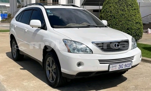 Acheter Occasion Voiture Lexus HS Blanc à Cheom Ksan, Preah Vihear Province Acheter Occasion Voiture Lexus HS Blanc à Cheom Ksan, Preah Vihear Province
