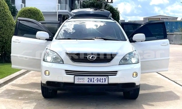 Acheter Occasion Voiture Lexus HS Blanc à Cheom Ksan, Preah Vihear Province Acheter Occasion Voiture Lexus HS Blanc à Cheom Ksan, Preah Vihear Province