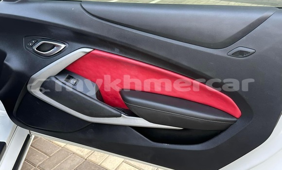 Buy Used Chevrolet Camaro White Car in Phnom Penh in Phnom Penh Buy Used Chevrolet Camaro White Car in Phnom Penh in Phnom Penh