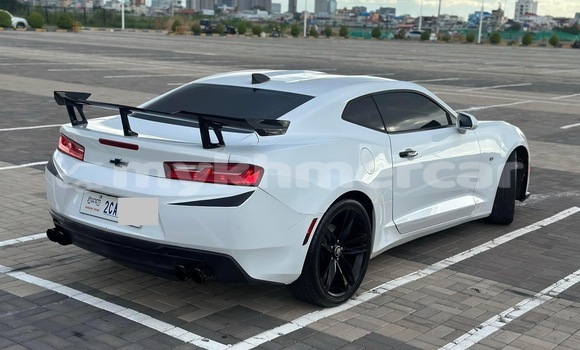 Buy Used Chevrolet Camaro White Car in Phnom Penh in Phnom Penh Buy Used Chevrolet Camaro White Car in Phnom Penh in Phnom Penh