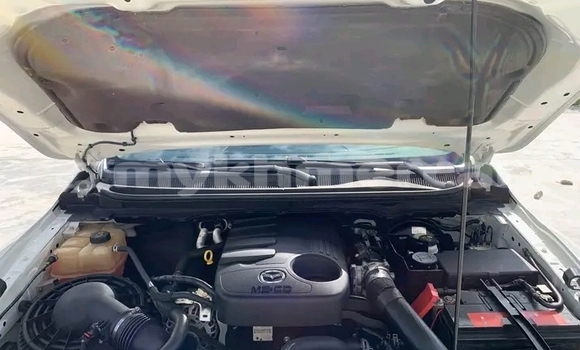 ទិញ បានប្រើ Mazda BT-50 White ឡាន} ក្នុង Khŭm Sráng ក្នុង Kampong Speu Province ទិញ បានប្រើ Mazda BT-50 White ឡាន} ក្នុង Khŭm Sráng ក្នុង Kampong Speu Province