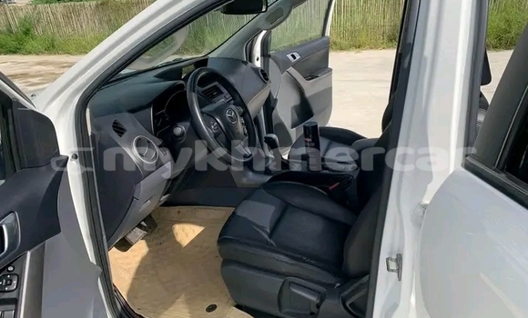 ទិញ បានប្រើ Mazda BT-50 White ឡាន} ក្នុង Khŭm Sráng ក្នុង Kampong Speu Province ទិញ បានប្រើ Mazda BT-50 White ឡាន} ក្នុង Khŭm Sráng ក្នុង Kampong Speu Province