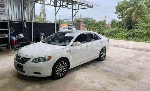 ទិញ បានប្រើ Toyota Camry White ឡាន} ក្នុង Chbar Mon ក្នុង Kampong Speu Province ទិញ បានប្រើ Toyota Camry White ឡាន} ក្នុង Chbar Mon ក្នុង Kampong Speu Province