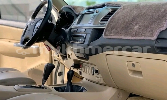 ទិញ បានប្រើ Toyota Vigo White ឡាន} ក្នុង Kratié ក្នុង Kratié Province ទិញ បានប្រើ Toyota Vigo White ឡាន} ក្នុង Kratié ក្នុង Kratié Province