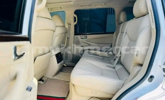 ទិញ បានប្រើ Lexus IS 300 White ឡាន} ក្នុង Cheom Ksan ក្នុង Preah Vihear Province ទិញ បានប្រើ Lexus IS 300 White ឡាន} ក្នុង Cheom Ksan ក្នុង Preah Vihear Province