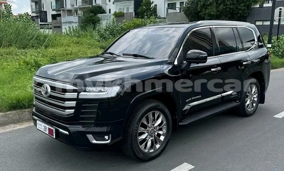 Buy Used Toyota Land Cruiser Black Car in DΔm ThnΔm in Kampot Province Buy Used Toyota Land Cruiser Black Car in DΔm ThnΔm in Kampot Province