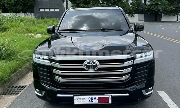 Buy Used Toyota Land Cruiser Black Car in DΔm ThnΔm in Kampot Province Buy Used Toyota Land Cruiser Black Car in DΔm ThnΔm in Kampot Province