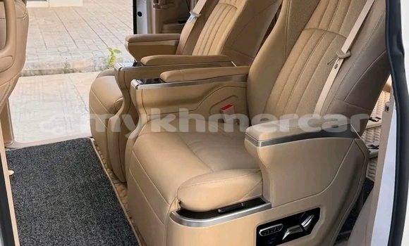 ទិញ បានប្រើ Toyota Alphard White ឡាន} ក្នុង Cheom Ksan ក្នុង Preah Vihear Province ទិញ បានប្រើ Toyota Alphard White ឡាន} ក្នុង Cheom Ksan ក្នុង Preah Vihear Province