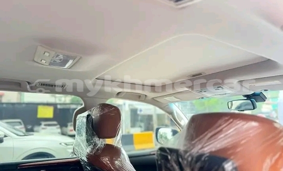 Buy Used Lexus LX 450 Black Car in Cheom Ksan in Preah Vihear Province