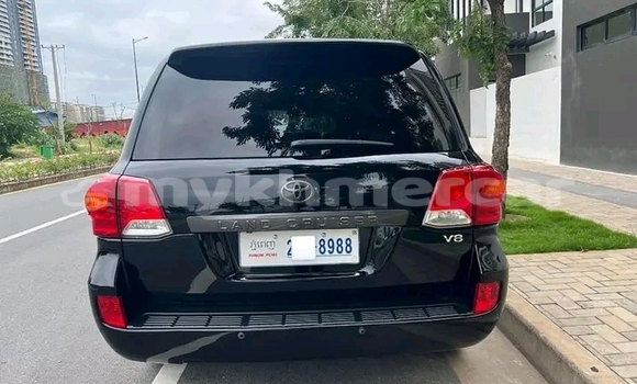 ទិញ បានប្រើ Toyota Land Cruiser Black ឡាន} ក្នុង Cheom Ksan ក្នុង Preah Vihear Province ទិញ បានប្រើ Toyota Land Cruiser Black ឡាន} ក្នុង Cheom Ksan ក្នុង Preah Vihear Province