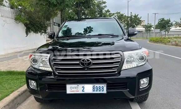 ទិញ បានប្រើ Toyota Land Cruiser Black ឡាន} ក្នុង Cheom Ksan ក្នុង Preah Vihear Province ទិញ បានប្រើ Toyota Land Cruiser Black ឡាន} ក្នុង Cheom Ksan ក្នុង Preah Vihear Province