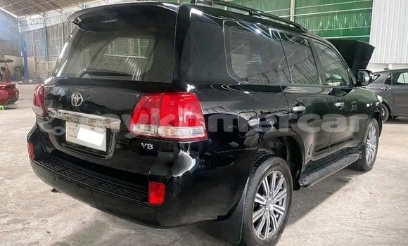 ទិញ បានប្រើ Toyota Land Cruiser Black ឡាន} ក្នុង Cheom Ksan ក្នុង Preah Vihear Province ទិញ បានប្រើ Toyota Land Cruiser Black ឡាន} ក្នុង Cheom Ksan ក្នុង Preah Vihear Province