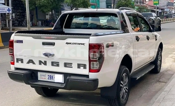 ទិញ បានប្រើ Range Rover Range Rover Red ឡាន} ក្នុង Cheom Ksan ក្នុង Preah Vihear Province ទិញ បានប្រើ Range Rover Range Rover Red ឡាន} ក្នុង Cheom Ksan ក្នុង Preah Vihear Province