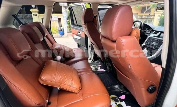ទិញ បានប្រើ Range Rover Range Rover White ឡាន} ក្នុង Import - Dubai ក្នុង Kampot Province ទិញ បានប្រើ Range Rover Range Rover White ឡាន} ក្នុង Import - Dubai ក្នុង Kampot Province