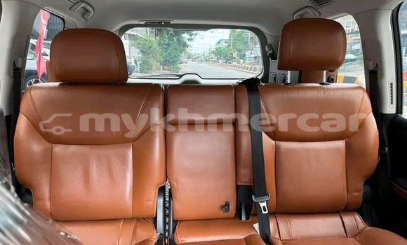 ទិញ បានប្រើ Lexus LX 570 Black ឡាន} ក្នុង Cheom Ksan ក្នុង Preah Vihear Province ទិញ បានប្រើ Lexus LX 570 Black ឡាន} ក្នុង Cheom Ksan ក្នុង Preah Vihear Province